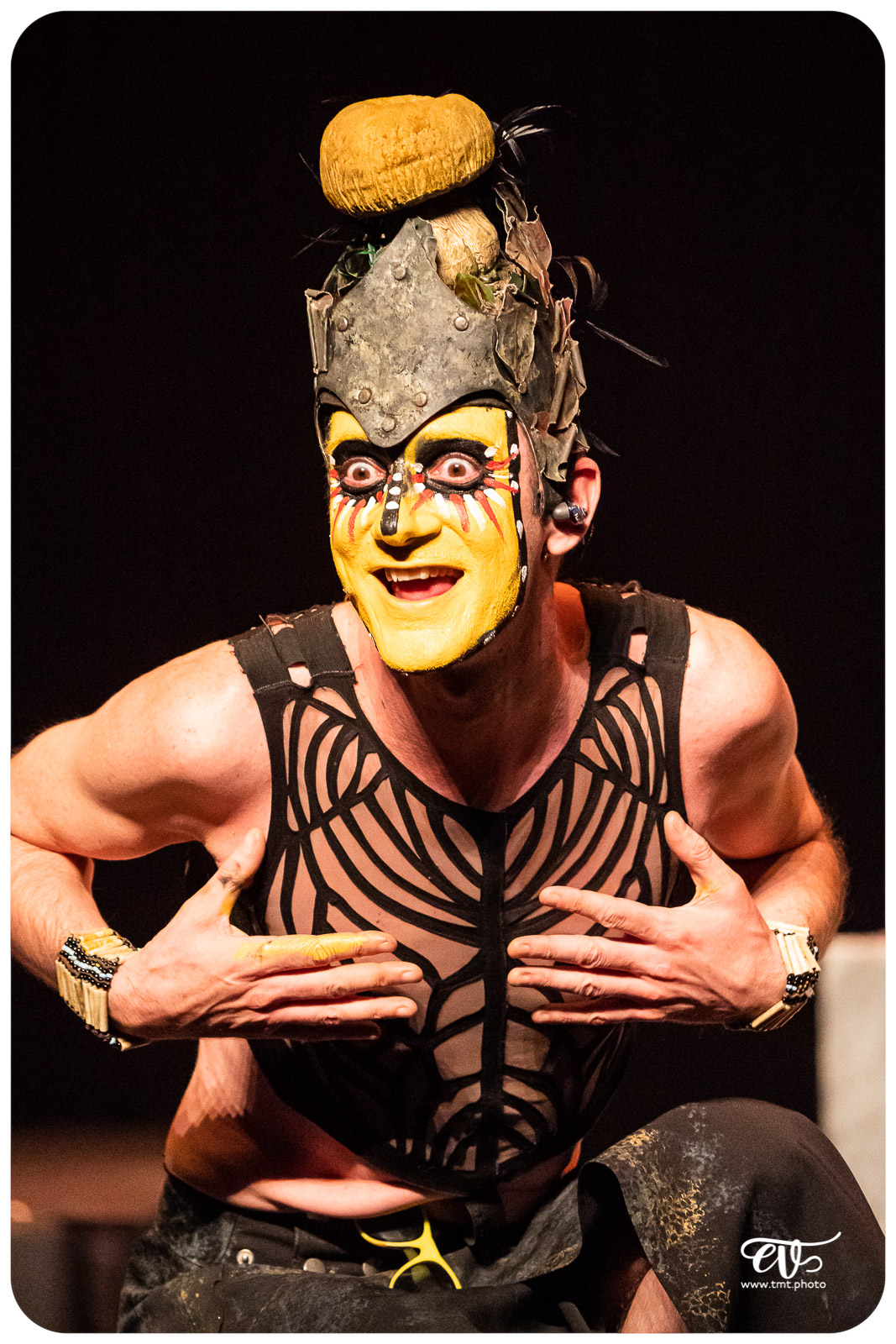 THE PRIMITALS (YLLANA & PRIMITAL BROTHERS)